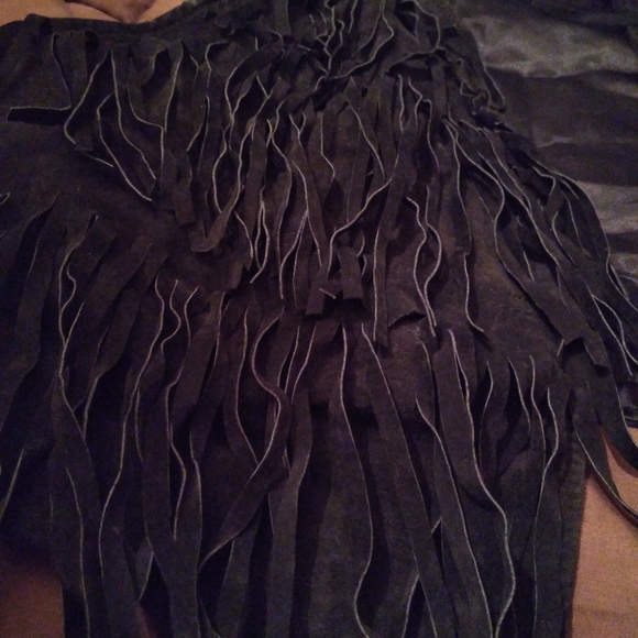 L lined Twenty one fringed vest - Picture 4 of 7